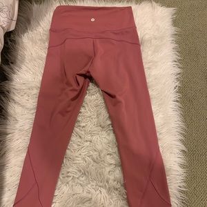 Women’s size 6 pink lulu lemon leggings